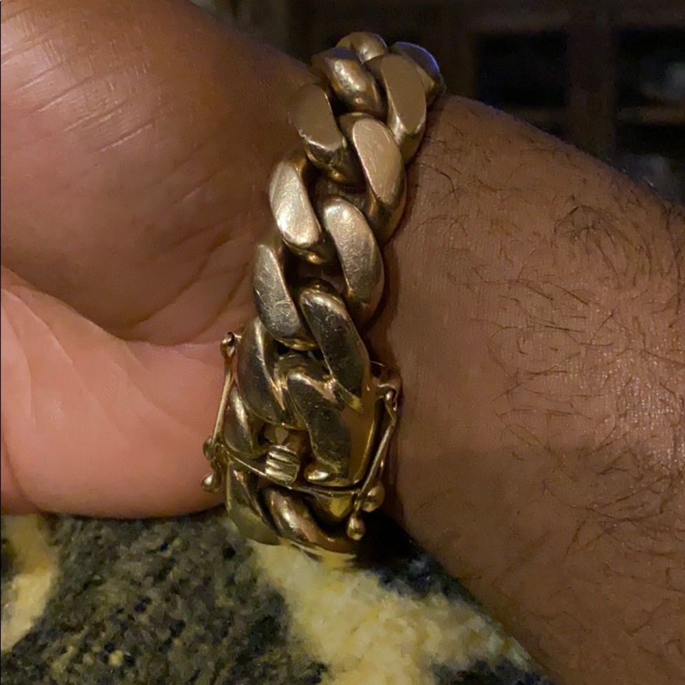 Cuban link 14 k gold